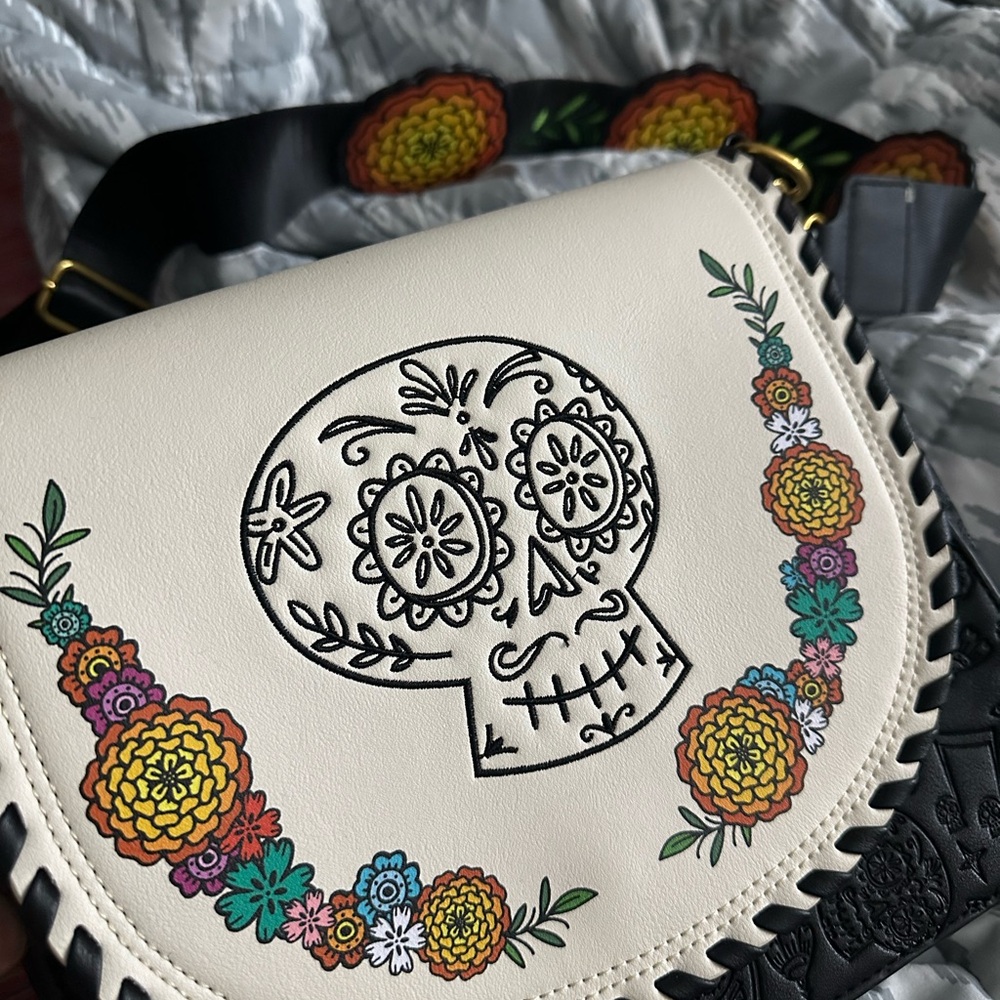 Floral Skull Cream Crossbody Bag COCO Loungefly